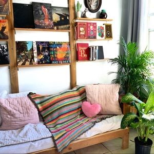 ⚡️SOLD⚡️VTG Hand Crocheted Rainbow Knit Blanket